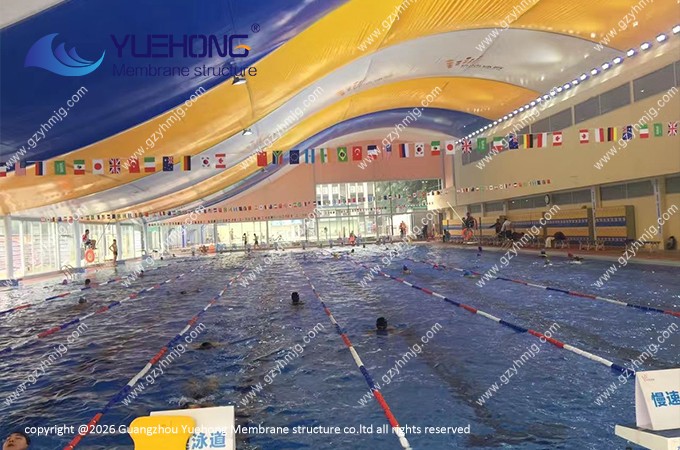 Projet de toiture en membrane pour une piscine à Guangzhou