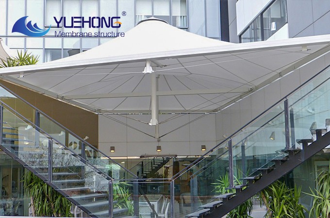 Structure membrane à usage commercial